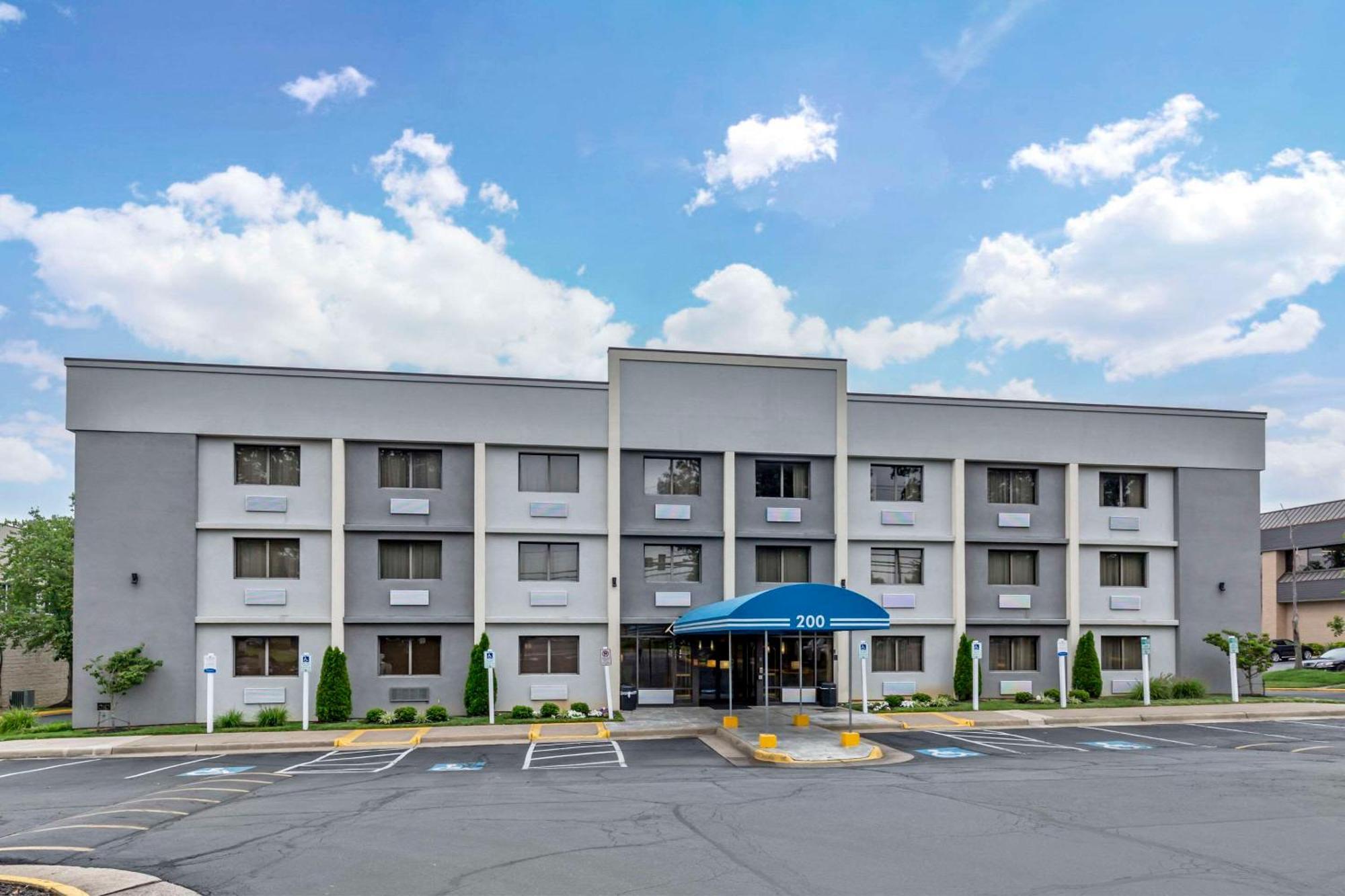 Comfort Inn Herndon-Reston Exteriér fotografie