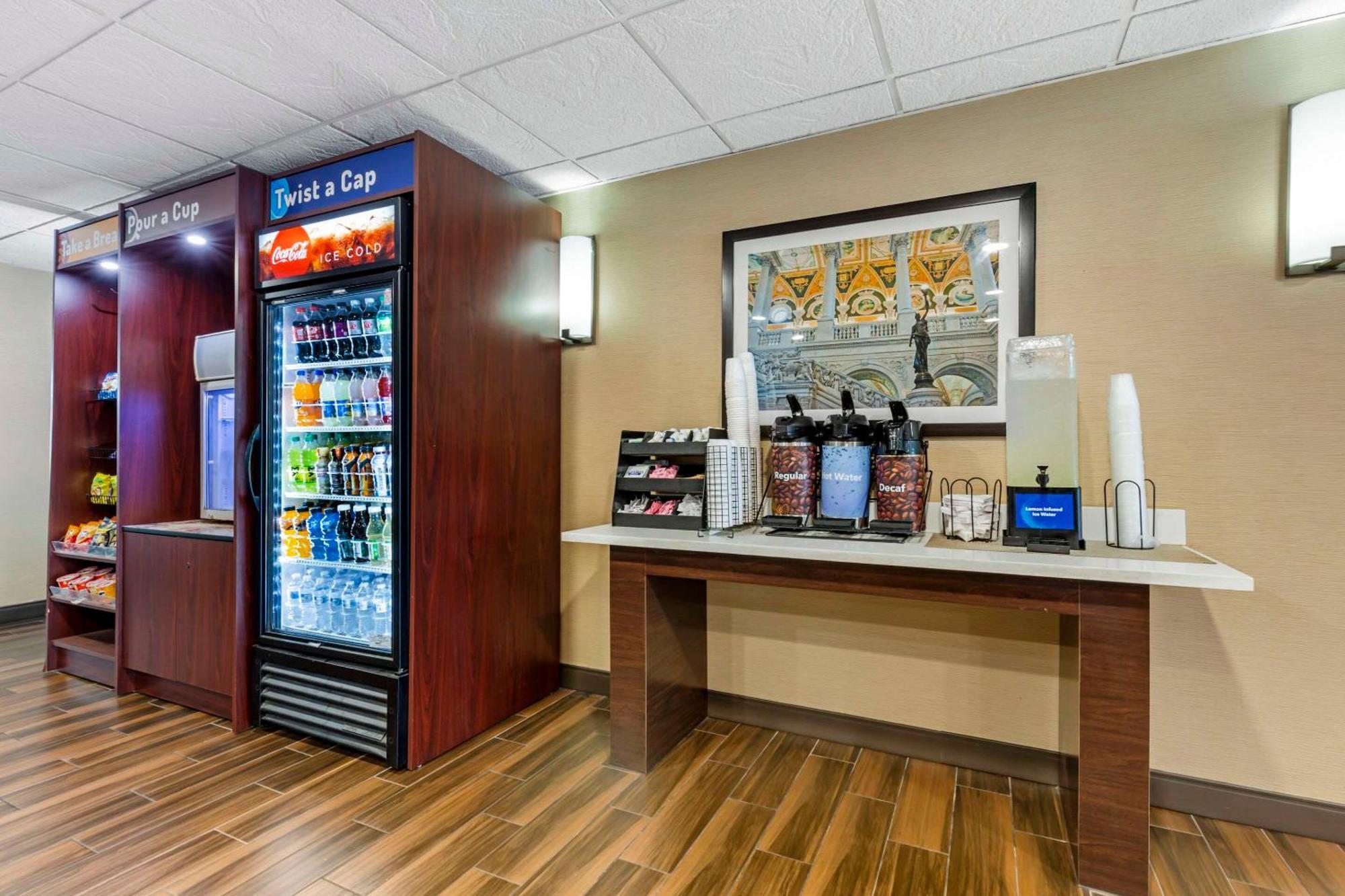 Comfort Inn Herndon-Reston Exteriér fotografie